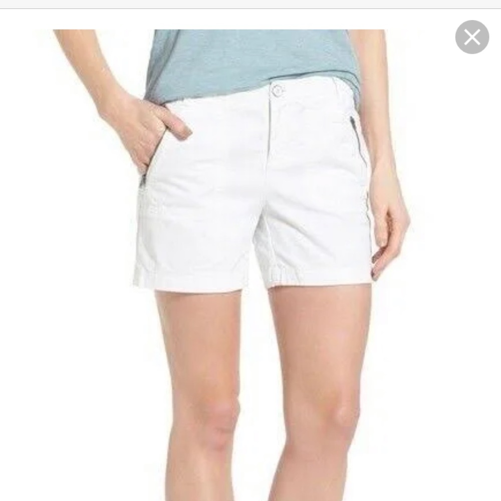 Caslon shorts with tag